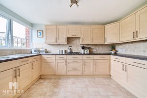 Photo 20- click for photo gallery